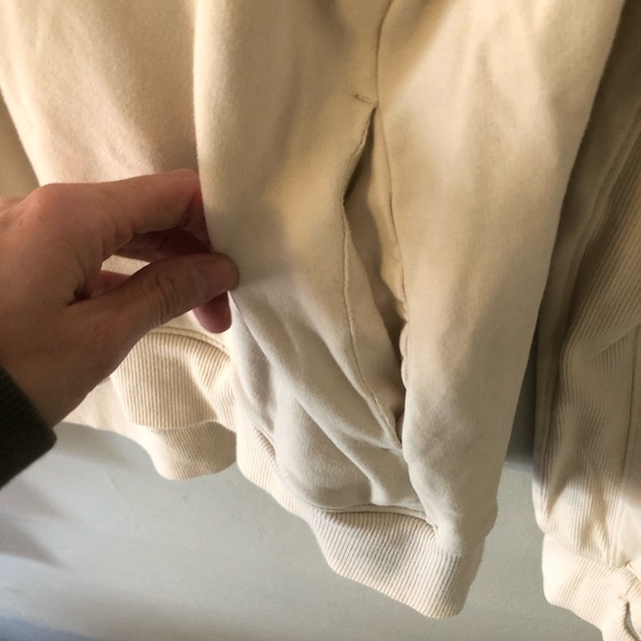 All in Motion Cream Crew Neck, Small - Picture 4 of 7